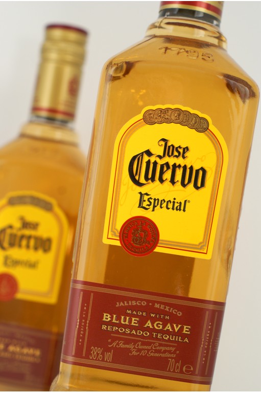Tequila Gold Jose Cuervo 